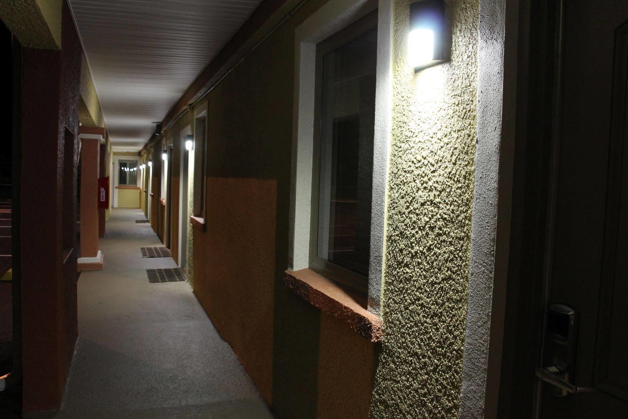 Budget Inn Lake Wales Ngoại thất bức ảnh